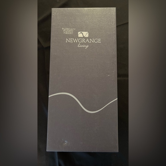 NIB 4 New Grange Luxury hand made glasses with a purple hue. - Picture 7 of 13